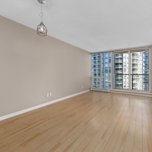 Photo 7 at 3003 - 9981 Whalley Boulevard, Whalley, North Surrey Photo 7 at 3003 - 9981 Whalley Boulevard, Whalley, North Surrey