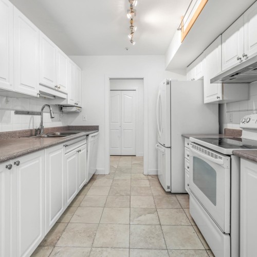 Photo 8 at 321 - 9688 148 Street, Guildford, North Surrey Photo 8 at 321 - 9688 148 Street, Guildford, North Surrey