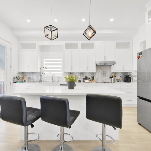 Photo 4 at 19415 70 Avenue, Clayton, Cloverdale Photo 4 at 19415 70 Avenue, Clayton, Cloverdale