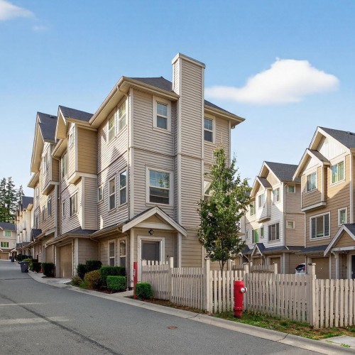 Photo 6 at 23 - 19097 64ave Avenue, Cloverdale BC, Cloverdale Photo 6 at 23 - 19097 64ave Avenue, Cloverdale BC, Cloverdale