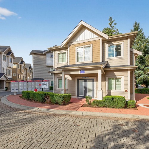 Photo 3 at 23 - 19097 64ave Avenue, Cloverdale BC, Cloverdale Photo 3 at 23 - 19097 64ave Avenue, Cloverdale BC, Cloverdale