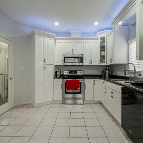 Photo 8 at 6255 138 Street, Sullivan Station, Surrey Photo 8 at 6255 138 Street, Sullivan Station, Surrey