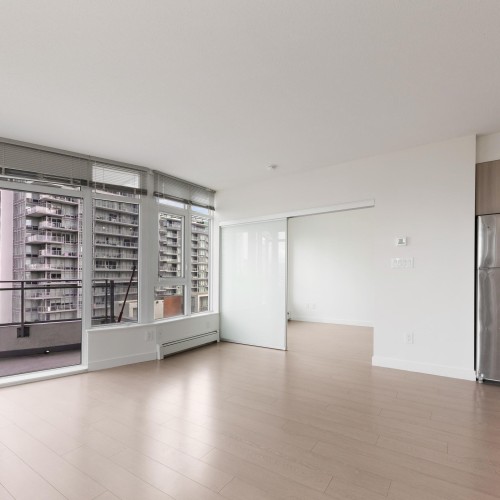 Photo 5 at 612 -  13308 Central Avenue, Whalley, North Surrey Photo 5 at 612 -  13308 Central Avenue, Whalley, North Surrey