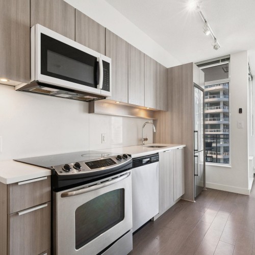 Photo 9 at 1813 - 13308 Central Avenue, Whalley, North Surrey Photo 9 at 1813 - 13308 Central Avenue, Whalley, North Surrey