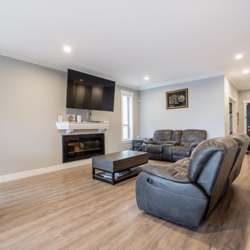 Photo 5 at 6727 184 Street, Cloverdale BC, Cloverdale Photo 5 at 6727 184 Street, Cloverdale BC, Cloverdale