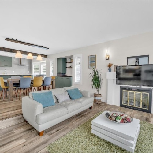 Photo 3 at 10552 Woodglen Close, Fraser Heights, North Surrey Photo 3 at 10552 Woodglen Close, Fraser Heights, North Surrey