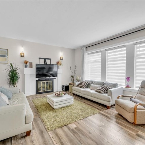 Photo 4 at 10552 Woodglen Close, Fraser Heights, North Surrey Photo 4 at 10552 Woodglen Close, Fraser Heights, North Surrey