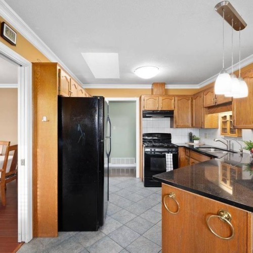 Photo 5 at 19093 Sundale Court, Cloverdale BC, Cloverdale Photo 5 at 19093 Sundale Court, Cloverdale BC, Cloverdale