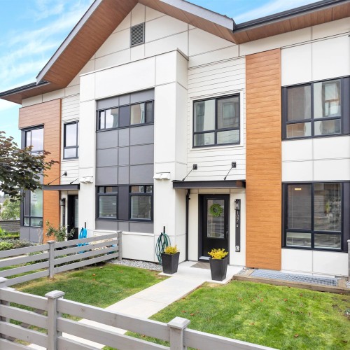 Photo 2 at 107 - 15111 Edmund Drive, Sullivan Station, Surrey Photo 2 at 107 - 15111 Edmund Drive, Sullivan Station, Surrey