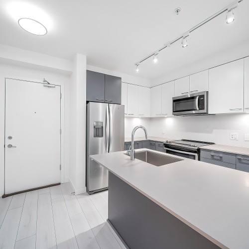 Photo 3 at 121 - 13963 105 Boulevard, Whalley, North Surrey Photo 3 at 121 - 13963 105 Boulevard, Whalley, North Surrey