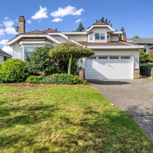 Photo 2 at 7827 167a Street, Fleetwood Tynehead, Surrey Photo 2 at 7827 167a Street, Fleetwood Tynehead, Surrey