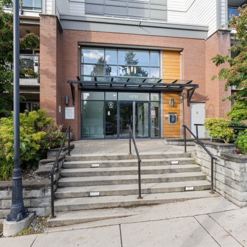 Photo 2 at 524 - 13733 107a Avenue, Whalley, North Surrey Photo 2 at 524 - 13733 107a Avenue, Whalley, North Surrey