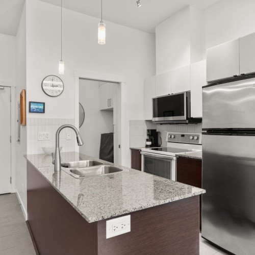 Photo 5 at 524 - 13733 107a Avenue, Whalley, North Surrey Photo 5 at 524 - 13733 107a Avenue, Whalley, North Surrey