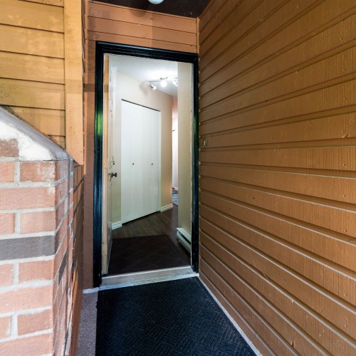 Photo 5 at 914 - 10620 150 Street, Guildford, North Surrey Photo 5 at 914 - 10620 150 Street, Guildford, North Surrey