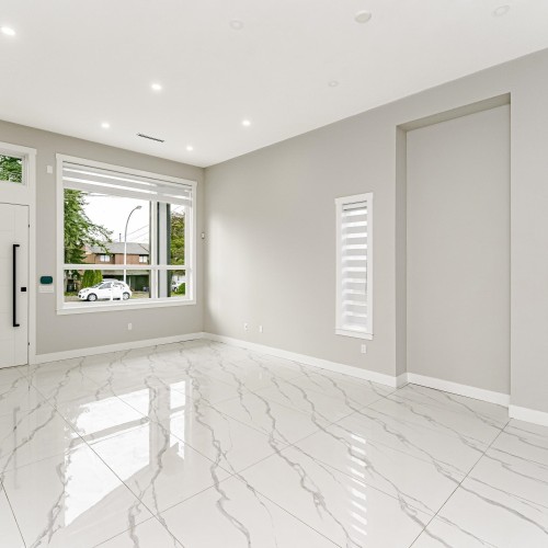 Photo 2 at 6302 181a Avenue, Clayton, Cloverdale Photo 2 at 6302 181a Avenue, Clayton, Cloverdale