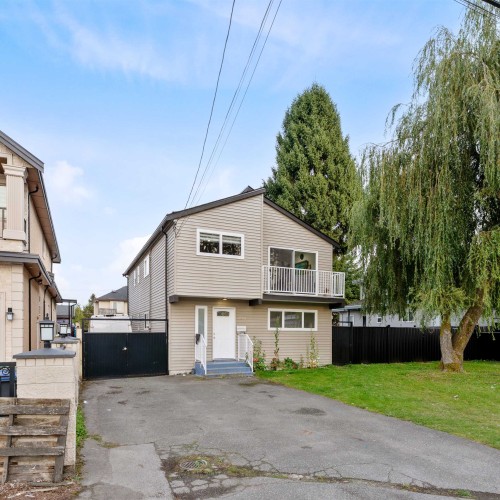 Photo 2 at 9782 123 Street, Cedar Hills, North Surrey Photo 2 at 9782 123 Street, Cedar Hills, North Surrey