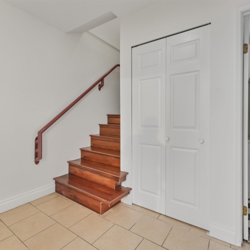 Photo 3 at 9782 123 Street, Cedar Hills, North Surrey Photo 3 at 9782 123 Street, Cedar Hills, North Surrey