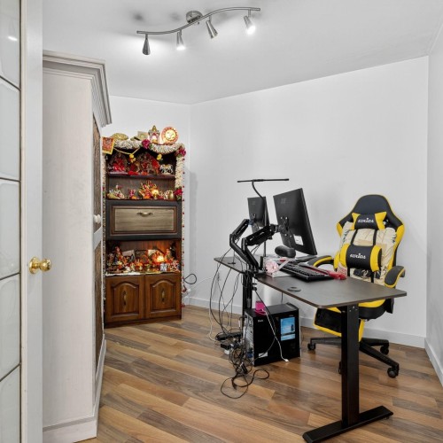 Photo 9 at 329 - 9979 140 Street, Whalley, North Surrey Photo 9 at 329 - 9979 140 Street, Whalley, North Surrey