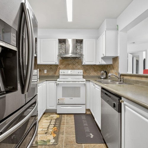 Photo 8 at 329 - 9979 140 Street, Whalley, North Surrey Photo 8 at 329 - 9979 140 Street, Whalley, North Surrey