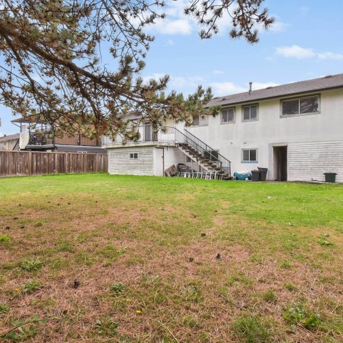 Photo 9 at 17841 57a Avenue, Cloverdale BC, Cloverdale Photo 9 at 17841 57a Avenue, Cloverdale BC, Cloverdale