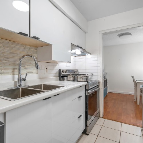 Photo 8 at 813 - 10620 150th Street, Guildford, North Surrey Photo 8 at 813 - 10620 150th Street, Guildford, North Surrey