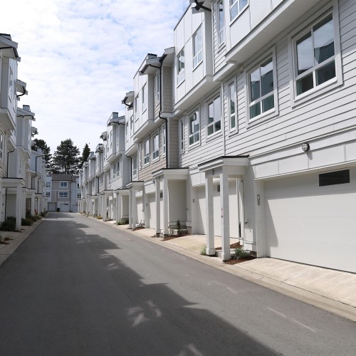 Photo 7 at 3 - 8181 135a Avenue, Bear Creek Green Timbers, Surrey Photo 7 at 3 - 8181 135a Avenue, Bear Creek Green Timbers, Surrey