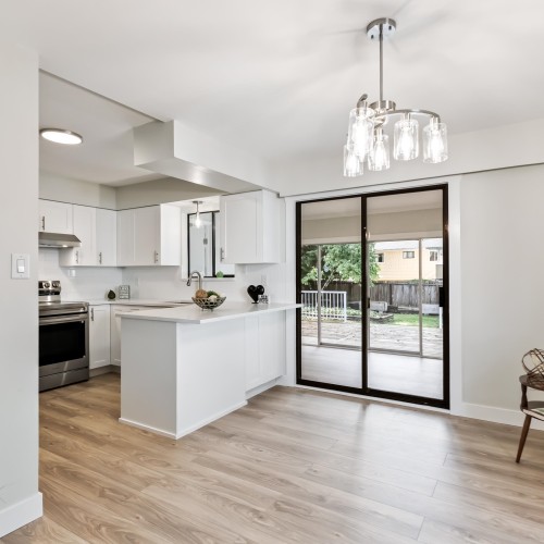 Photo 10 at 9829 120a Street, Cedar Hills, North Surrey Photo 10 at 9829 120a Street, Cedar Hills, North Surrey