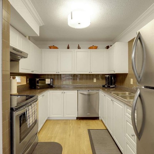 Photo 12 at 9145 122b Street, Queen Mary Park Surrey, Surrey Photo 12 at 9145 122b Street, Queen Mary Park Surrey, Surrey