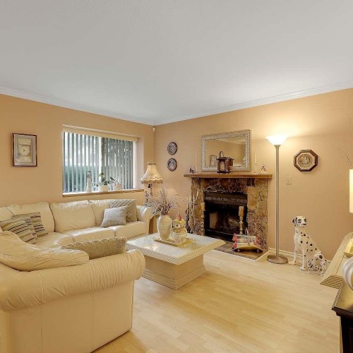 Photo 3 at 9145 122b Street, Queen Mary Park Surrey, Surrey Photo 3 at 9145 122b Street, Queen Mary Park Surrey, Surrey