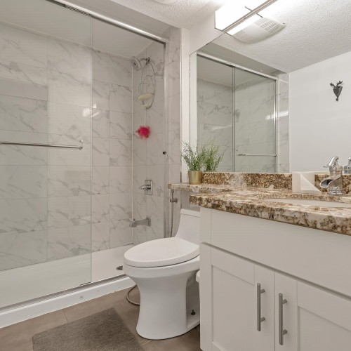 Photo 13 at 10418 Fraserglen Drive, Fraser Heights, North Surrey Photo 13 at 10418 Fraserglen Drive, Fraser Heights, North Surrey