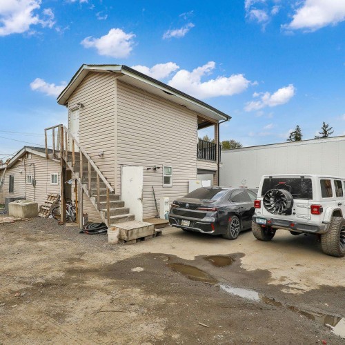 Photo 4 at 10902 Timberland Road, Bridgeview, North Surrey Photo 4 at 10902 Timberland Road, Bridgeview, North Surrey