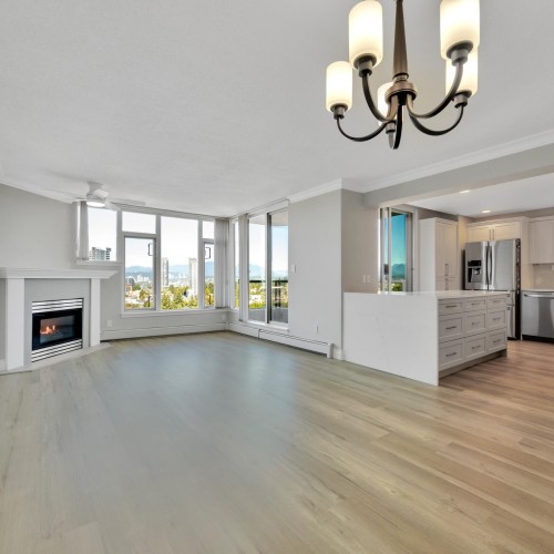 Photo 4 at 1702 - 13880 101st Avenue, Whalley, North Surrey Photo 4 at 1702 - 13880 101st Avenue, Whalley, North Surrey