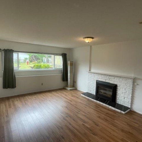 Photo 10 at 10977 Jay Crescent, Bolivar Heights, North Surrey Photo 10 at 10977 Jay Crescent, Bolivar Heights, North Surrey