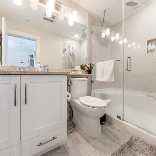 Photo 17 at 402 - 11077 Ravine Road, Whalley, North Surrey Photo 17 at 402 - 11077 Ravine Road, Whalley, North Surrey