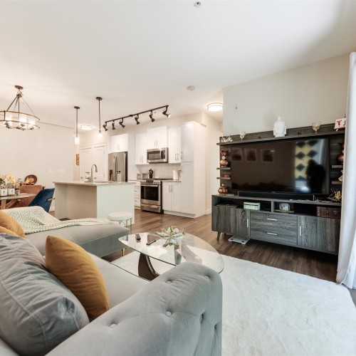 Photo 3 at 402 - 11077 Ravine Road, Whalley, North Surrey Photo 3 at 402 - 11077 Ravine Road, Whalley, North Surrey