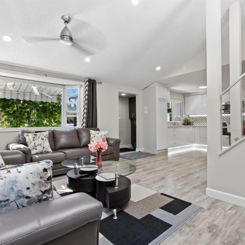 Photo 3 at 7294 129b Street, West Newton, Surrey Photo 3 at 7294 129b Street, West Newton, Surrey