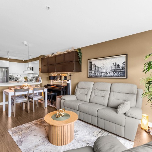 Photo 4 at 204 - 13740 75a Avenue, East Newton, Surrey Photo 4 at 204 - 13740 75a Avenue, East Newton, Surrey