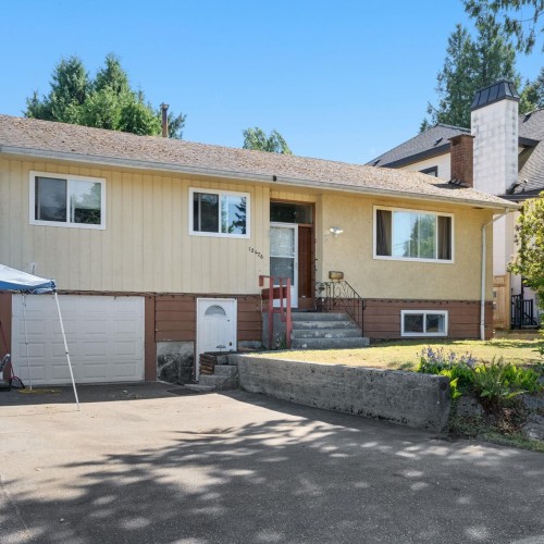 Photo 2 at 12476 99 Avenue, Cedar Hills, North Surrey Photo 2 at 12476 99 Avenue, Cedar Hills, North Surrey