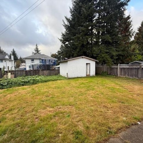 Photo 9 at 15780 99a Avenue, Guildford, North Surrey Photo 9 at 15780 99a Avenue, Guildford, North Surrey