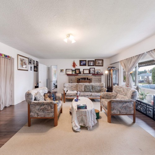 Photo 3 at 10186 144a Street, Guildford, North Surrey Photo 3 at 10186 144a Street, Guildford, North Surrey