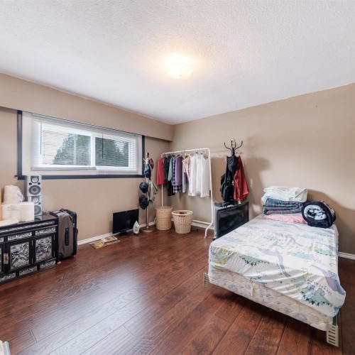 Photo 10 at 10186 144a Street, Guildford, North Surrey Photo 10 at 10186 144a Street, Guildford, North Surrey