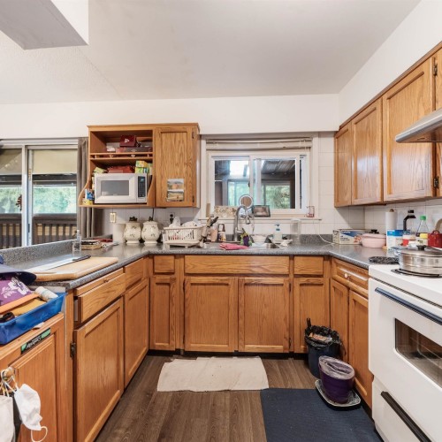 Photo 8 at 10186 144a Street, Guildford, North Surrey Photo 8 at 10186 144a Street, Guildford, North Surrey