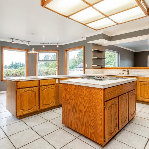 Photo 13 at 8072 170a Street, Fleetwood Tynehead, Surrey Photo 13 at 8072 170a Street, Fleetwood Tynehead, Surrey