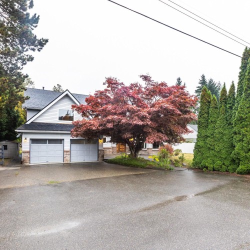 Photo 3 at 8072 170a Street, Fleetwood Tynehead, Surrey Photo 3 at 8072 170a Street, Fleetwood Tynehead, Surrey