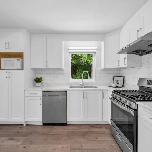 Photo 10 at 10123 158a Street, Guildford, North Surrey Photo 10 at 10123 158a Street, Guildford, North Surrey