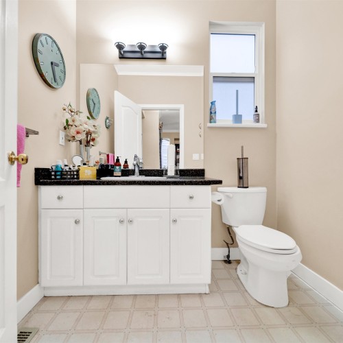 Photo 13 at 18556 65 Avenue, Cloverdale BC, Cloverdale Photo 13 at 18556 65 Avenue, Cloverdale BC, Cloverdale