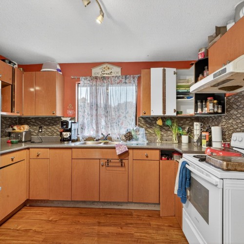 Photo 10 at 7253 140a Street, East Newton, Surrey Photo 10 at 7253 140a Street, East Newton, Surrey