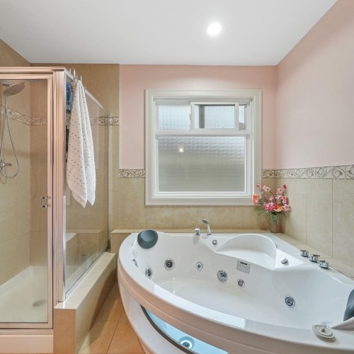 Photo 16 at 18938 54a Avenue, Cloverdale BC, Cloverdale Photo 16 at 18938 54a Avenue, Cloverdale BC, Cloverdale