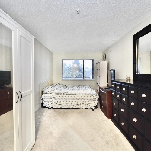 Photo 2 at 452 - 10838 City Parkway, Whalley, North Surrey Photo 2 at 452 - 10838 City Parkway, Whalley, North Surrey