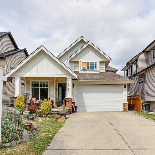 Photo 2 at 18359 67 Avenue, Cloverdale BC, Cloverdale Photo 2 at 18359 67 Avenue, Cloverdale BC, Cloverdale